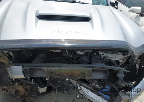 2018 Toyota Tacoma Trd Sport from USA, damaged, VIN 3TMCZ5AN7JM125666